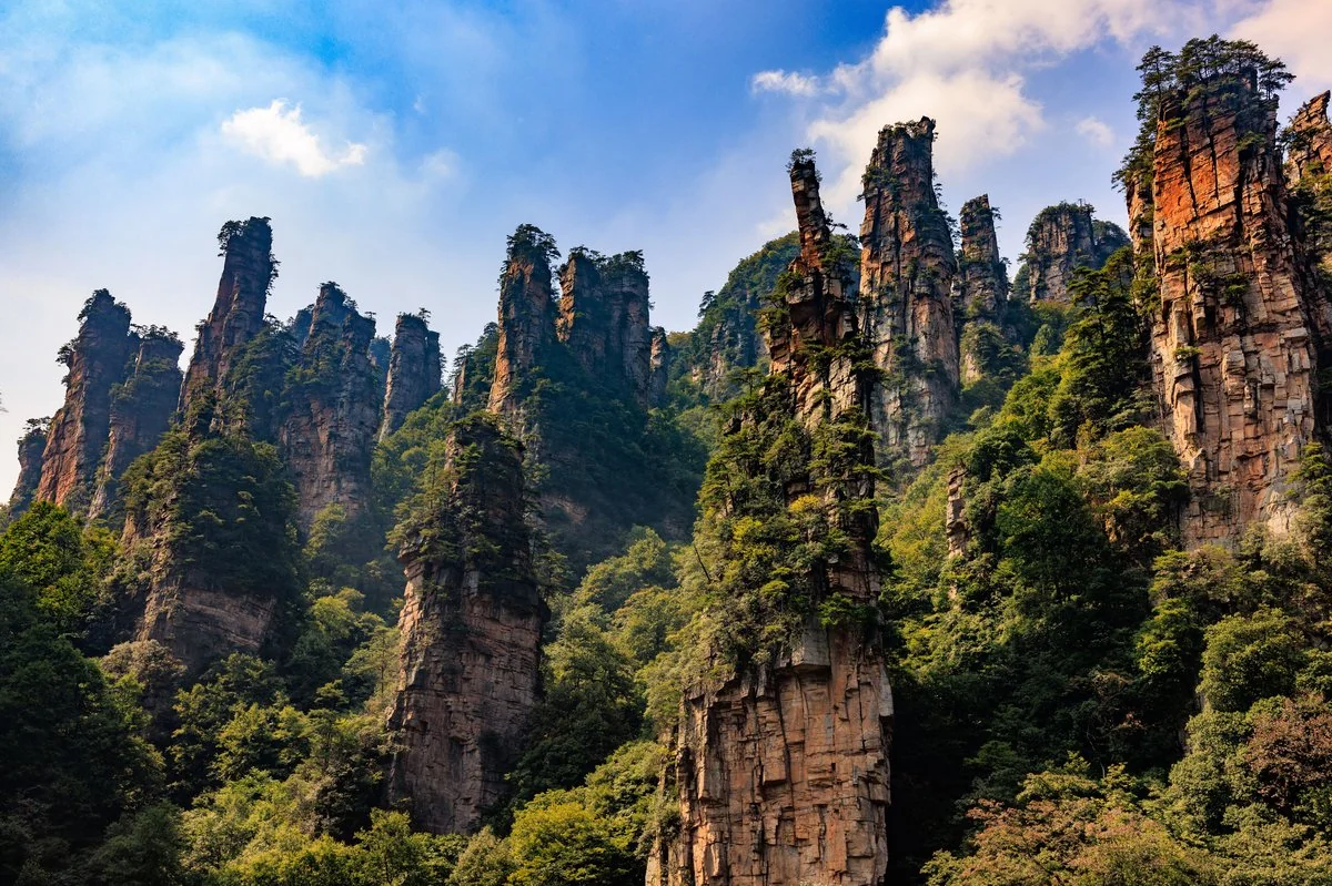 Zhangjiajie Avatar Peaks — Zhangjiajie City, Hunan Province Natural (spot card)